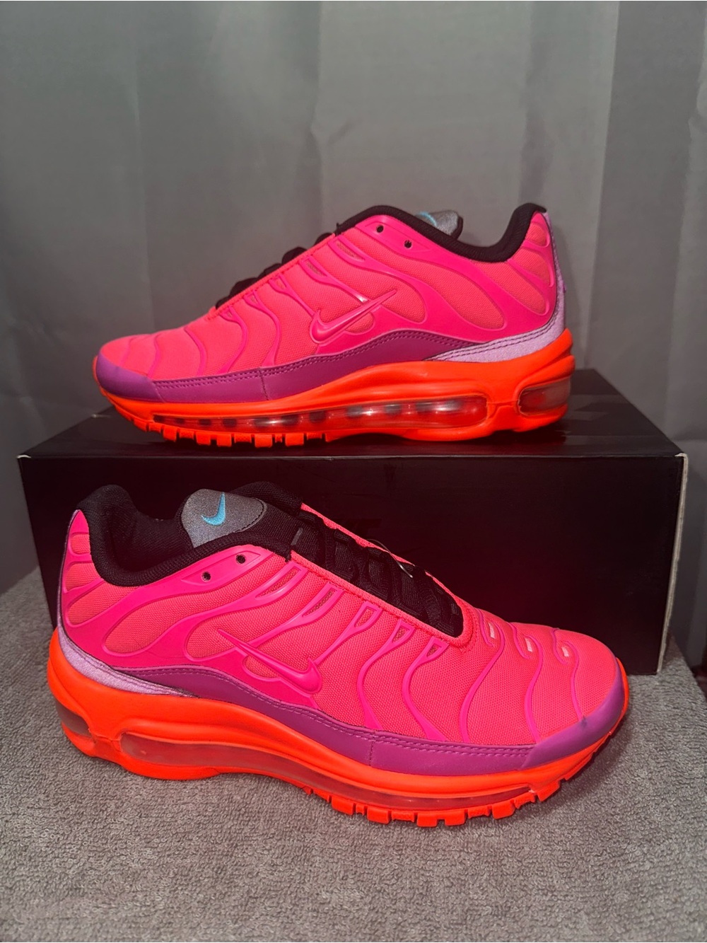 Women’s Nike Air Max 97/Plus "Racer Pink/Hyper Magenta" sneakers